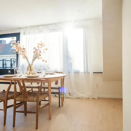 Apartment Near Station Perfect For Long Stays Kortrijk Exterior photo